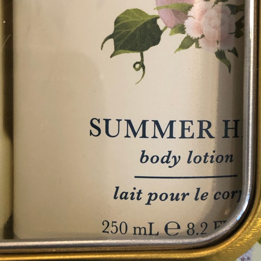 Crabtree & Evelyn Summer Hill gift set Shower Gel Body Lotion Bar Soap - Picture 5 of 5